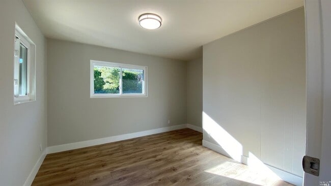 Building Photo - 3005 Blucher Valley Rd