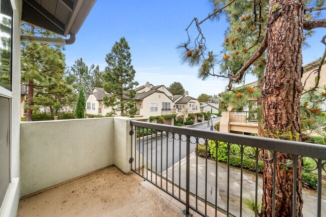 Building Photo - Newport Beach Townhome  for Lease