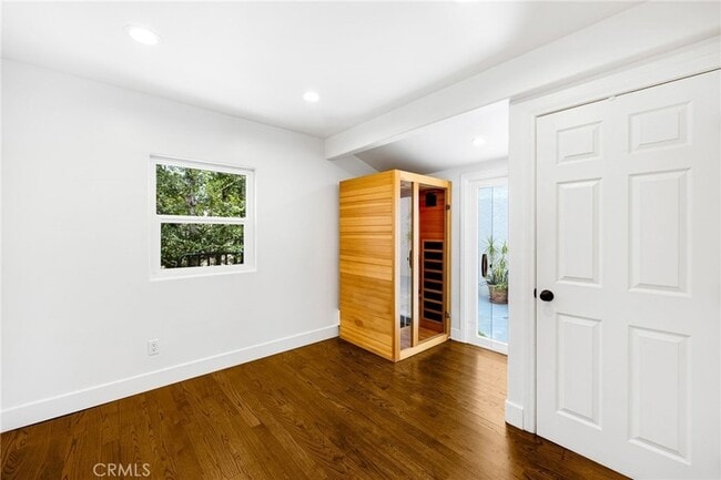 Building Photo - 1120 Oban Dr