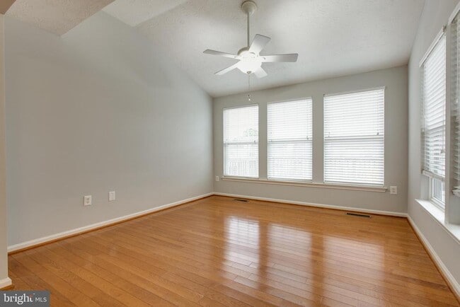 Building Photo - 2542 Piney Pass Way