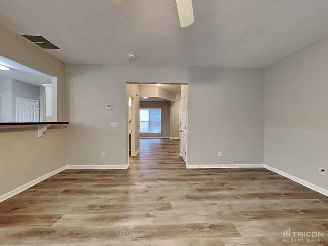 Building Photo - 100 Plumeria St