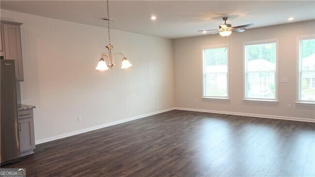 Building Photo - 3310 Reagan Way