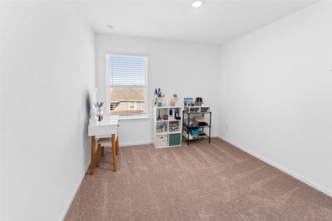 Building Photo - 17923 Stone Picker Ct