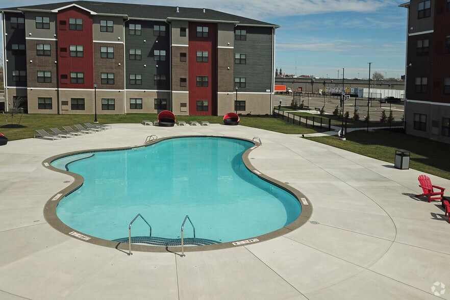 Monarch 716 Student Living 100 Forest Ave Buffalo NY 14213