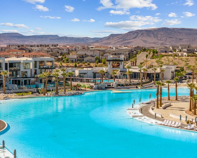 Building Photo - Stunning 3 Bedroom, 2.5 Bathroom in Beautiful Desert Color Community