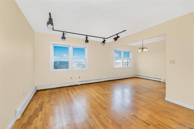 Building Photo - 26 Fairview Ave