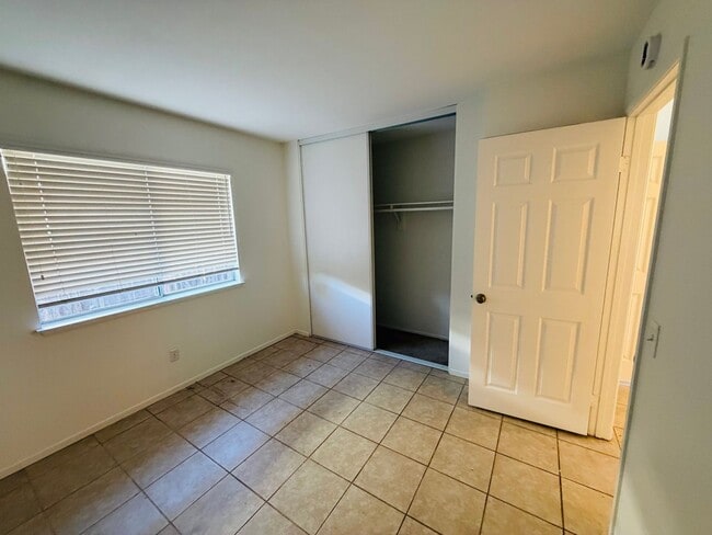 Building Photo - Single-Story Home Near March Air Force Base for Rent