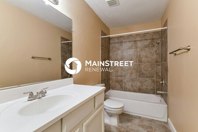 Building Photo - 3 Bedroom Pet-Friendly Home in Houston, TX with Main Street Renewal