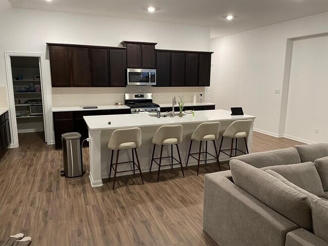Building Photo - 12204 Perritos Pl