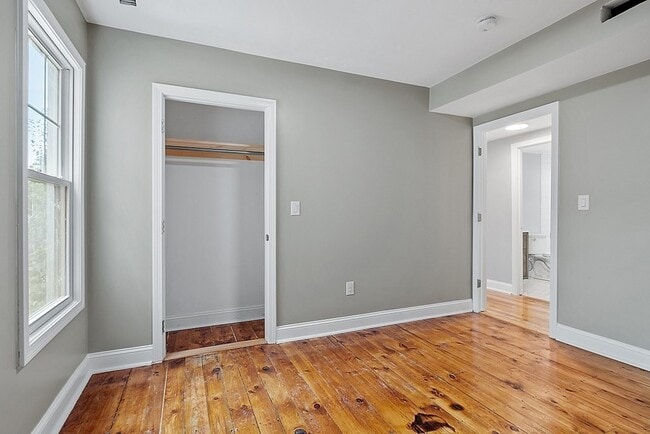 Building Photo - 79 Gage St