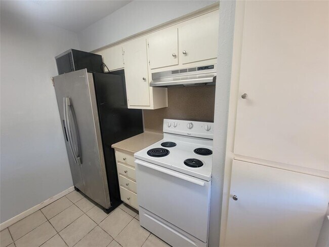 Building Photo - 1304 Glenda Dr