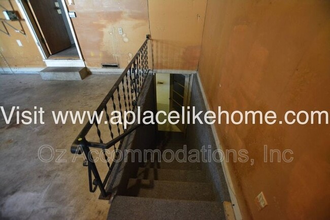 Building Photo - 7820 Arlington Ave