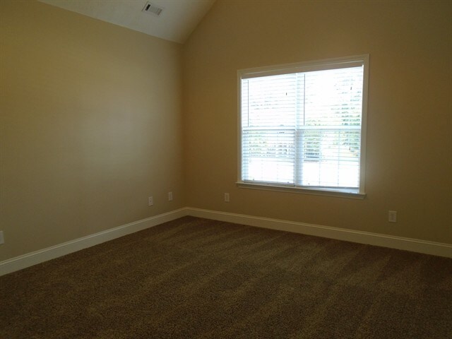 Building Photo - 120 Blue Smoke Trail