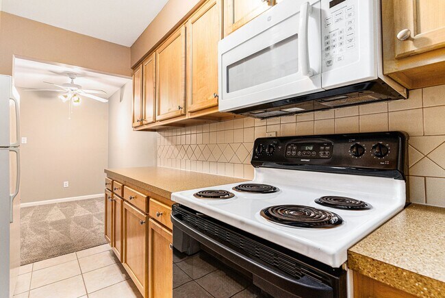 Building Photo - Almont Terrace Apartments