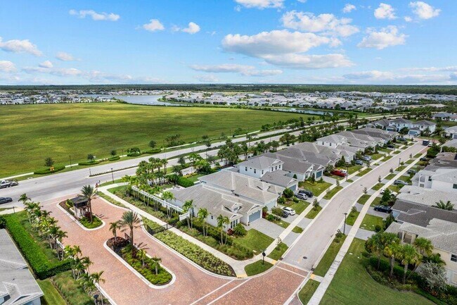 Building Photo - 12404 Nautilus Cir