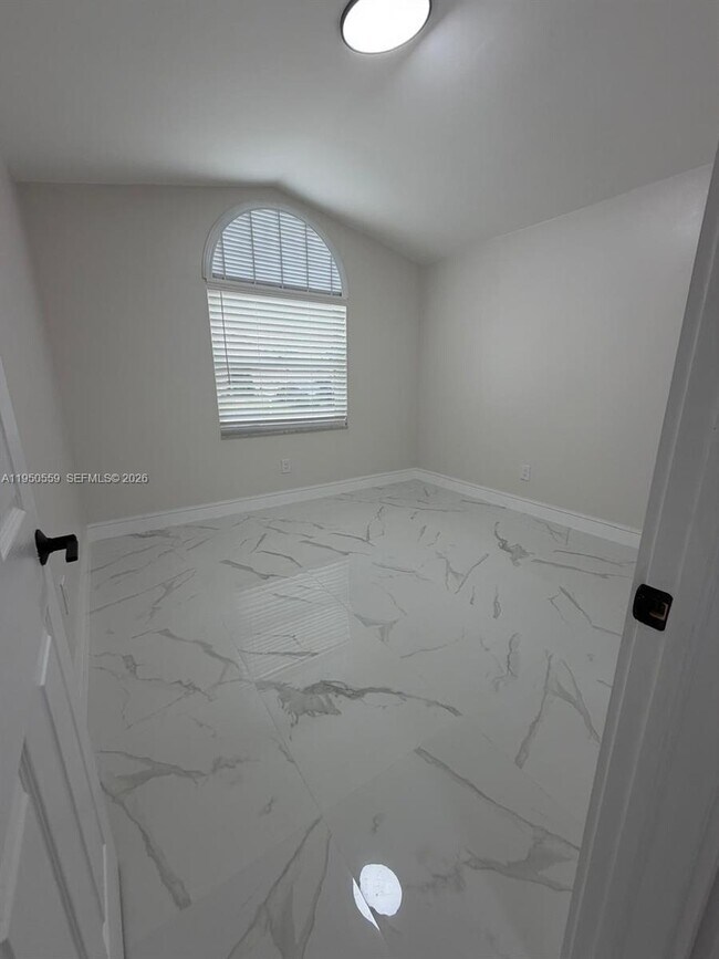 Building Photo - 15275 SW 56th Terrace