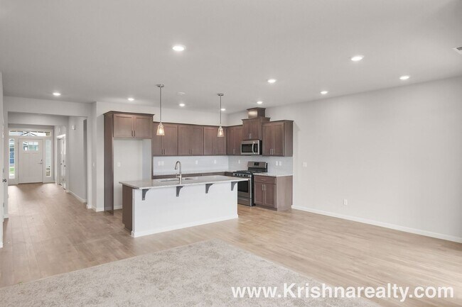 Building Photo - Beautiful Modern | ONE LEVEL 4BD | 2 BA | Single Family Home | Laurel Woods Community Located In ...