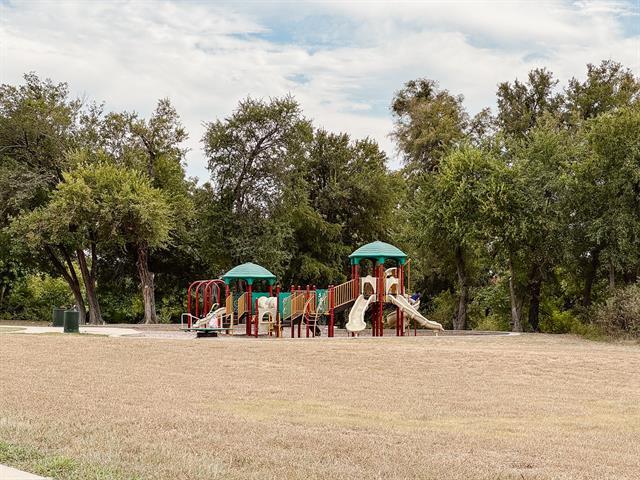 Building Photo - 1857 Shasta View Dr