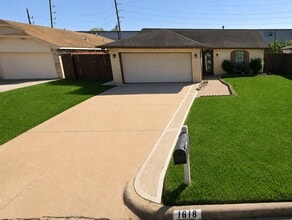 Building Photo - 1618 Westfork Dr