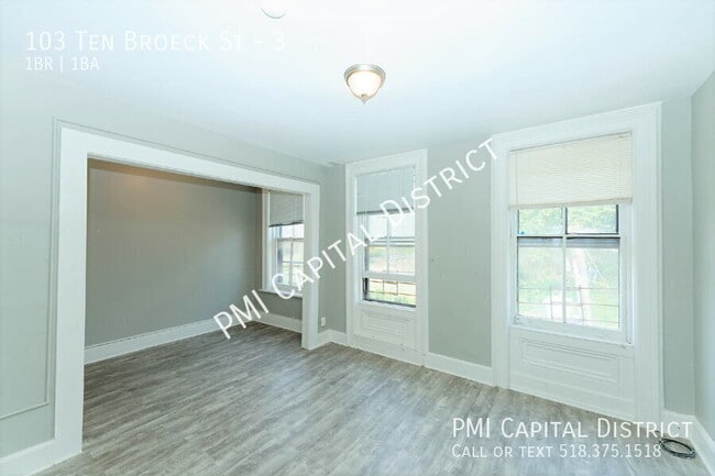 Building Photo - 103 Ten Broeck St