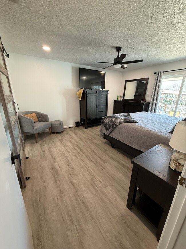 Building Photo - 3402 Azalea Dr