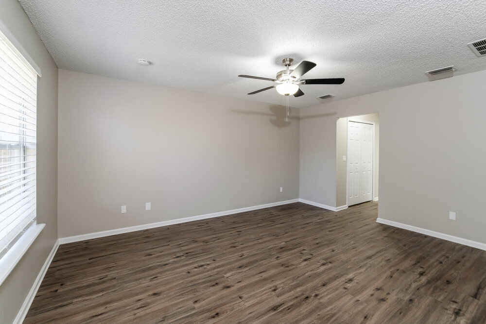 Building Photo - 3479 Shelley Dr