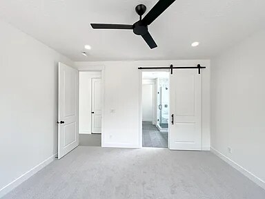 Building Photo - 366 Forty