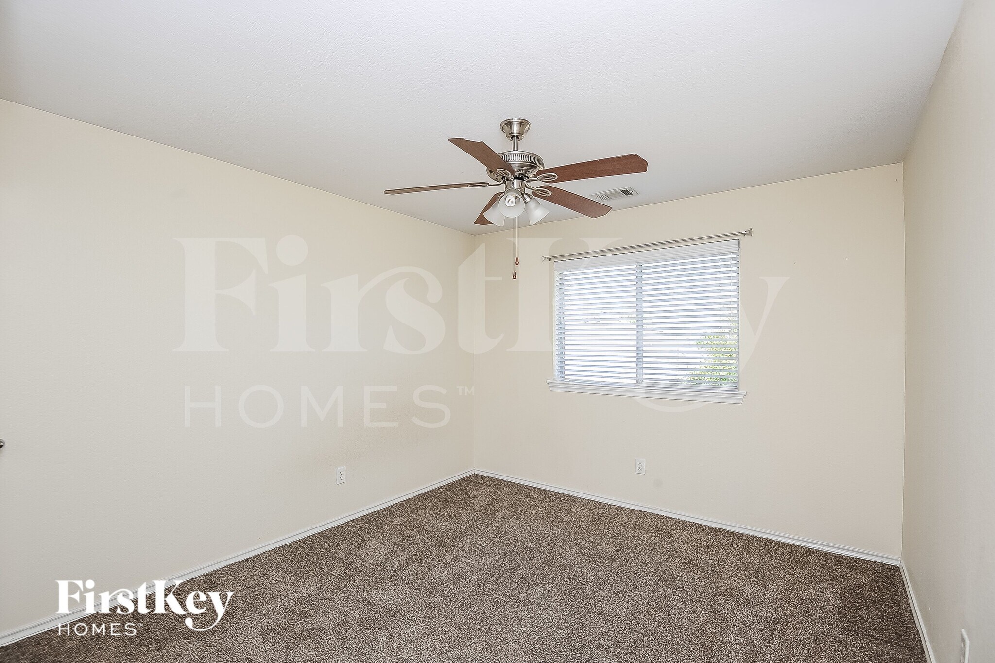 Building Photo - 5108 Parkplace Dr