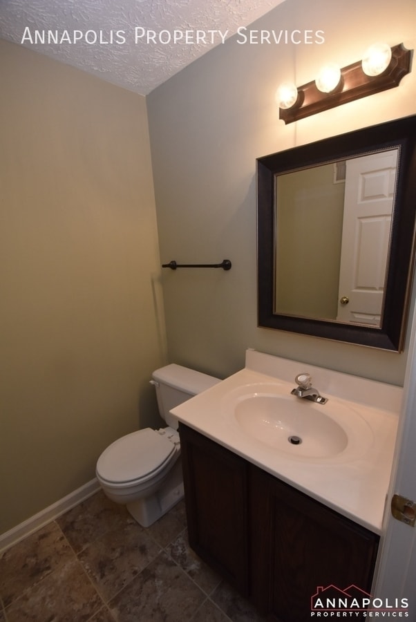 Building Photo - 2447 Warm Spring Way