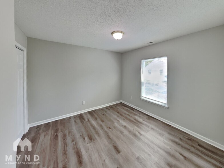 Building Photo - 1219 Hunter Forest Ct