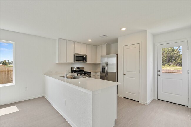 Building Photo - 14801 N Ascot Bend Cir