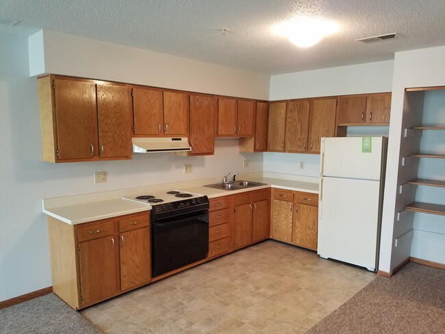 Building Photo - 319 E Washington St