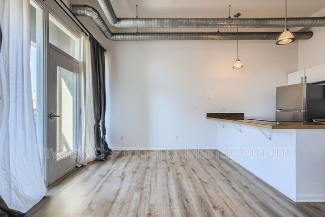 Building Photo - 2501 15th St