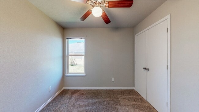 Building Photo - 1000 Windmeadows Dr