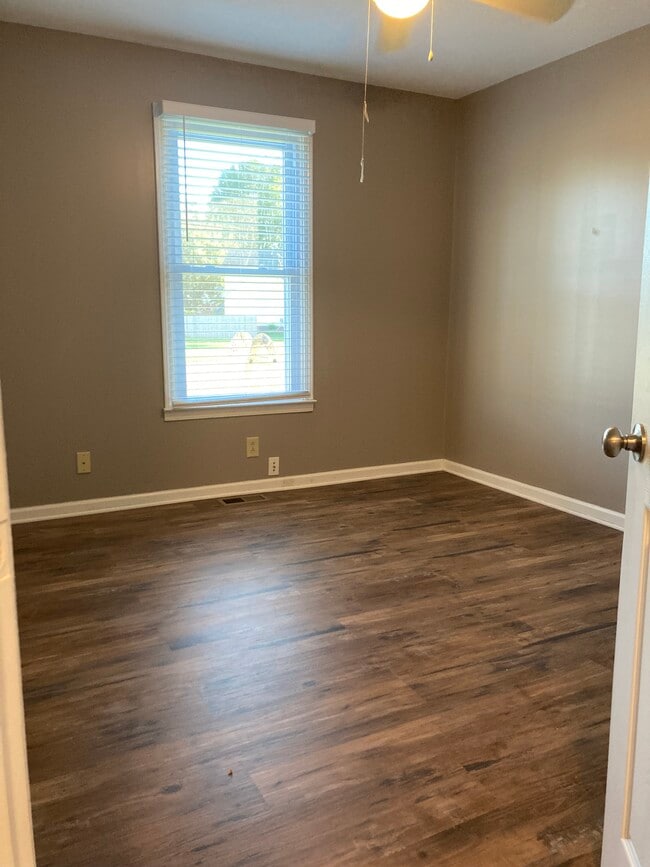 Building Photo - 1238 Marla Dr