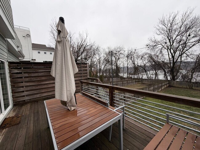 Building Photo - Beautiful Modern Home in Nashville Near the Fairgrounds