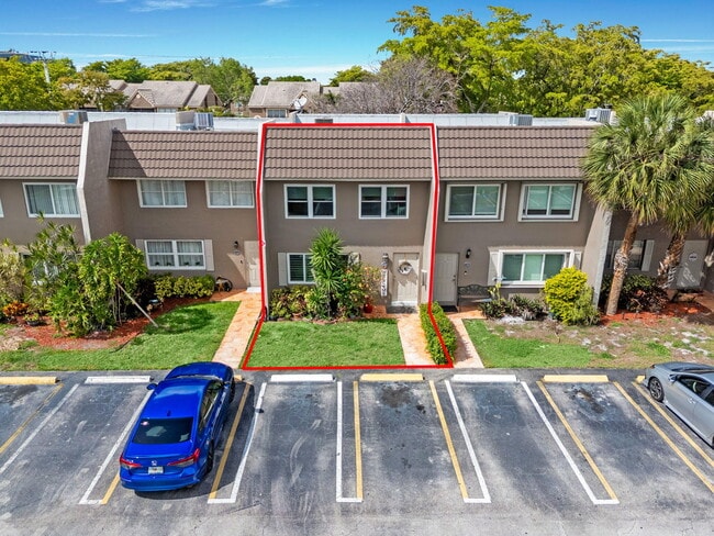 Building Photo - 9050 NW 28th St