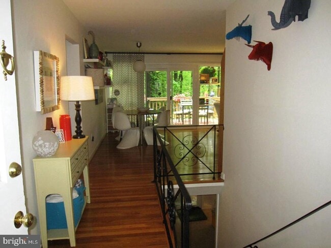 Building Photo - 3913 Moss Dr