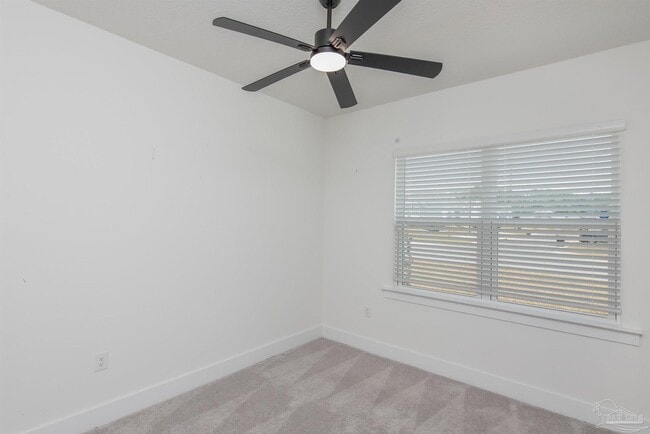 Building Photo - 874 Windhill Dr