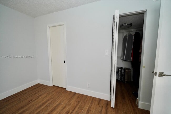 Building Photo - 2551 Aragon Blvd