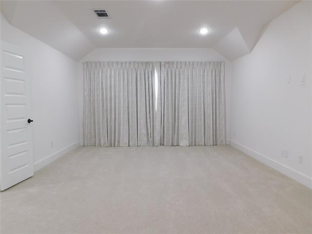 Building Photo - 124 Nora Ln