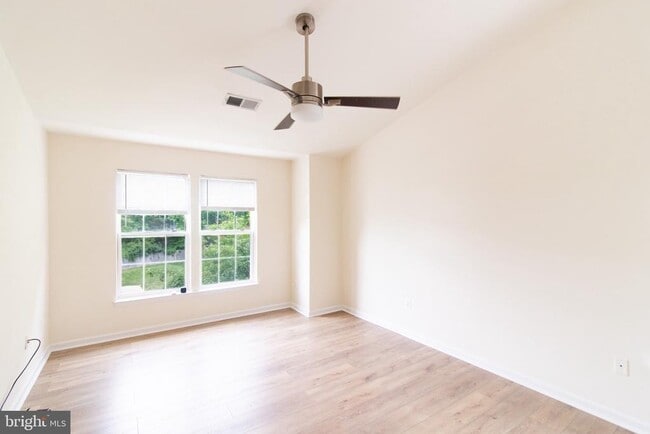 Building Photo - 7505 Calderon Ct