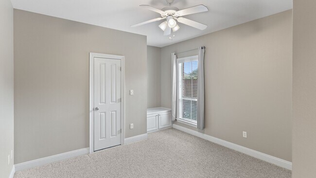 Building Photo - Now Leasing in Bluebonnet Highlands Subdivision!