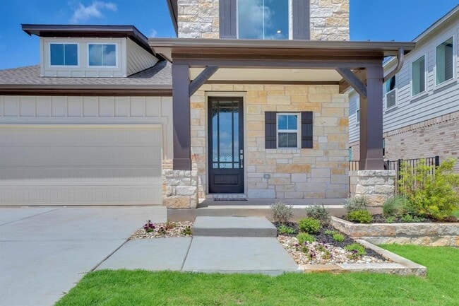 Building Photo - 324 Amista Dr
