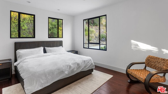 Building Photo - 7801 Hillside Ave