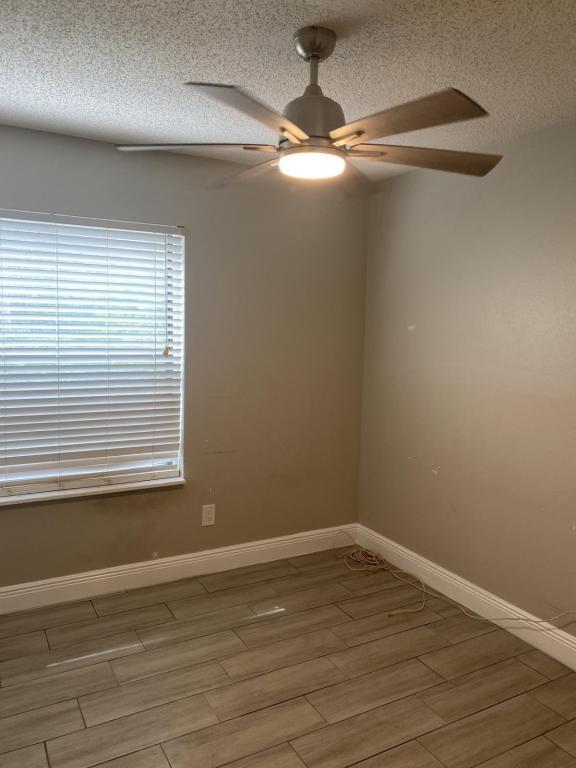 Building Photo - 3950 Atrium Dr