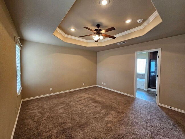 Building Photo - 6211 Newcastle Dr