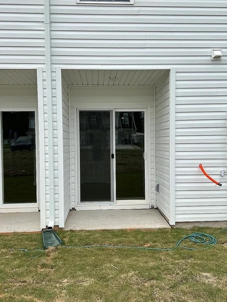 Building Photo - 716 Peyden Ln