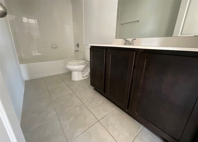 Building Photo - 8039 Brooks Crossing Dr