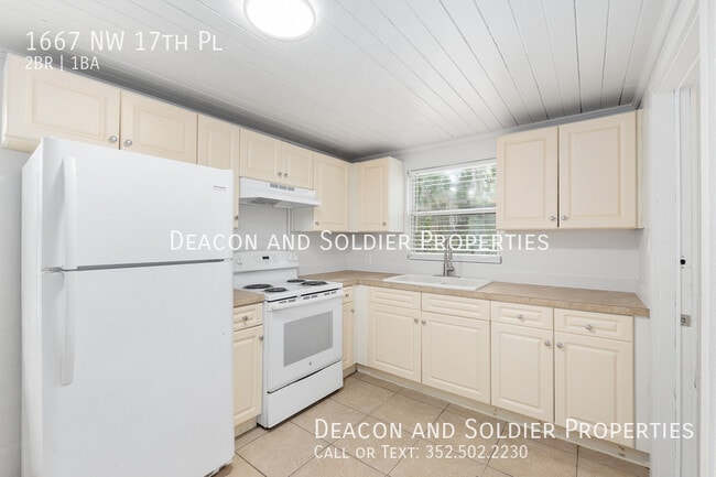 Building Photo - 1667 NW 17th Pl